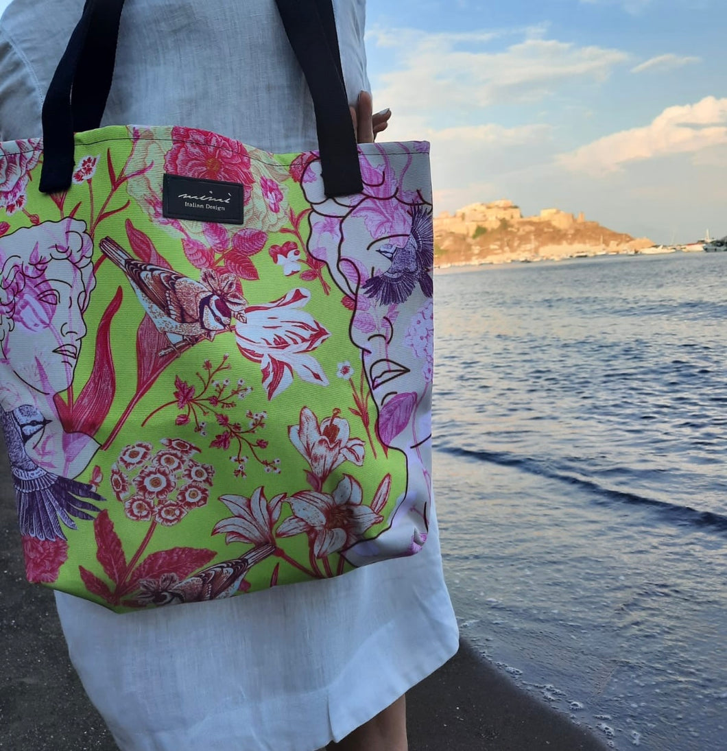  Michelangelo Beach Bag on Italian Beach